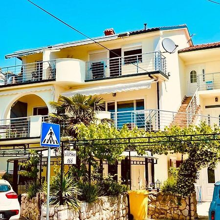 Velebit Apartments Dramalj Exterior photo